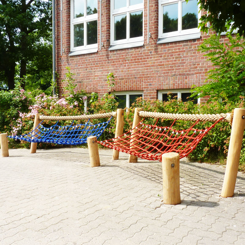 Netzb&auml;nke f&uuml;r den Schulhof