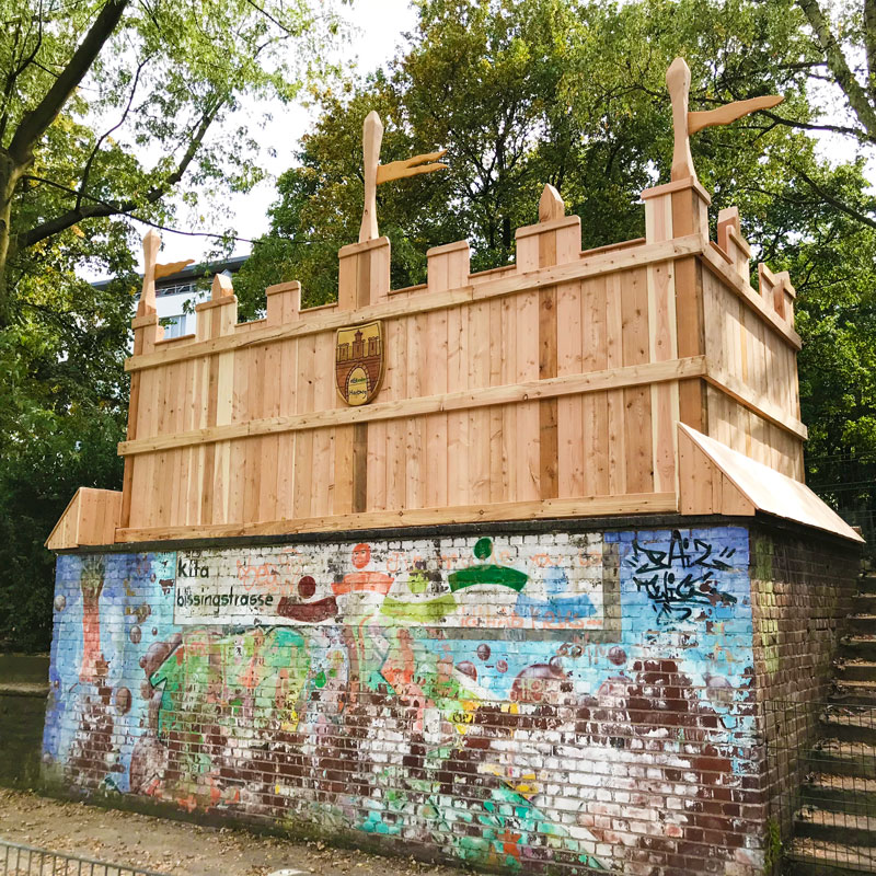 Burg in der Kita Bissingstr